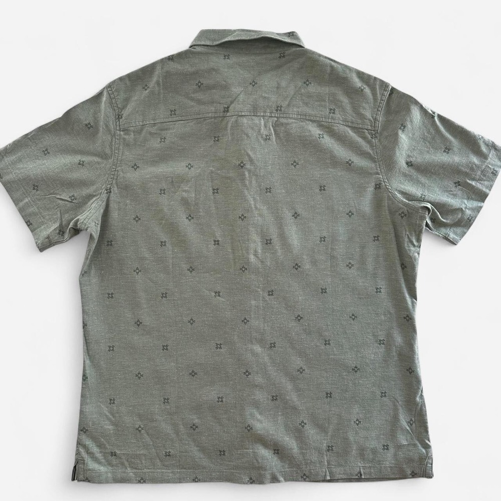 NWT KUHL Men's Getaway Shirt in Aloe Collared Button Up Hemp Performance Large - Picture 3 of 7